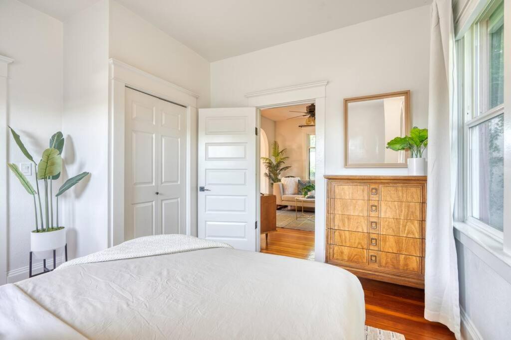 Holiday home Collection - The Garden On Garfield - 91 Walkscore